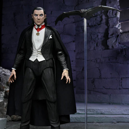 NECA Universal Monsters - Ultimate Dracula (Transylvania) Action Figure