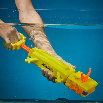 HASBRO NERF Super Soaker Minecraft Axolotl Water Blaster