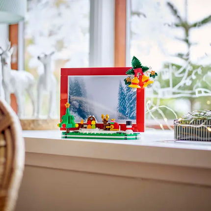 LEGO Christmas Picture Frame 209pcs Limited Edition 40702