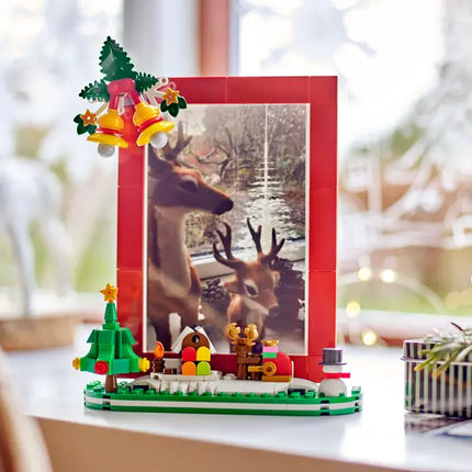 LEGO Christmas Picture Frame 209pcs Limited Edition 40702