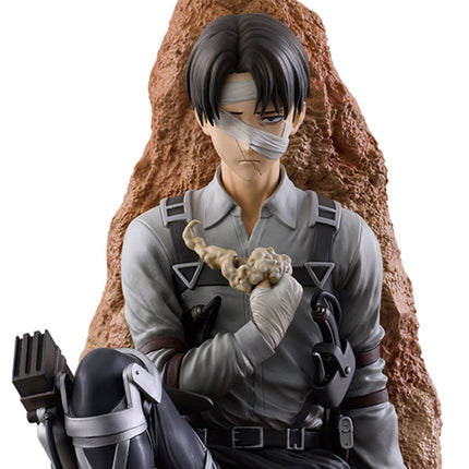 BANDAI Attack on Titan - Levi (Battle of Heaven and Earth) Statue