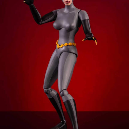 MONDO DC Batman The Animated Series: Catwoman - Action Figure