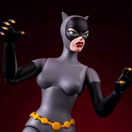 MONDO DC Batman The Animated Series: Catwoman - Action Figure