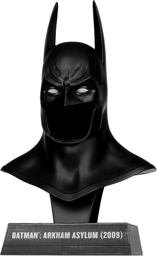 McFarlane DC Comics Prop Replicas Batman Cowls (Arkham Asylum)