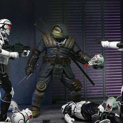 NECA TMNT - IDW Comics - The Last Ronin - Synja Commando / Mousers Action Figure