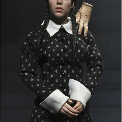 Wednesday - Wednesday Addams (Classic Dress) 8" Clothed Action Figure – NECA