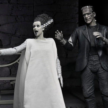 NECA Universal Monsters The Bride of Frankenstein - 90th Anniversary - 2-Pack Figures