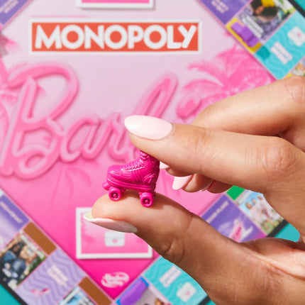 Monopoly Barbie Edition Board Game Family Games for 2-6 Players Ages 8