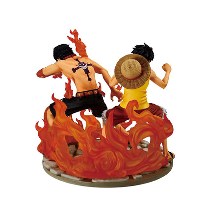 BANDAI One Piece - Ace & Luffy (Dramatic Memories) Revible Moment - Statue