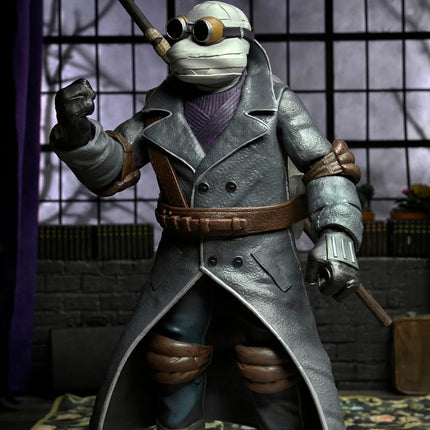 Universal Monsters x Teenage Mutant Ninja Turtles Ultimate Donatello as The Invisible Man