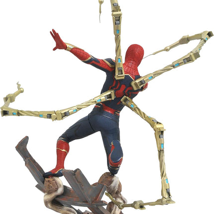 Diamond Select Toys Marvel: Avengers Infinity War Iron Spider Collection Statues