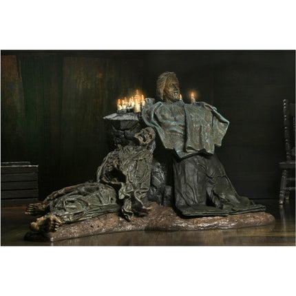 NECA Friday The 13th: The Game Dioramas - Pamela Shrine - Action Figure