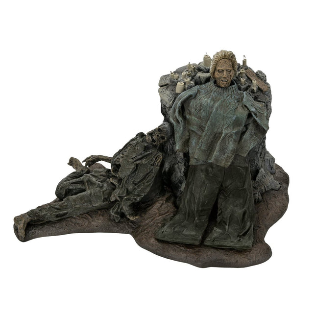 NECA Friday The 13th: The Game Dioramas - Pamela Shrine - Action Figure