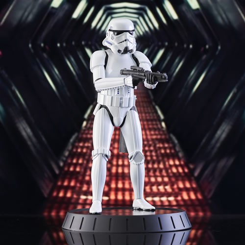 Star Wars Milestones Statues - Ep IV A New Hope - Stormtrooper Luke Skywalker