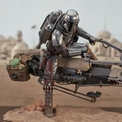Star Wars Premier Collection: The Mandalorian Din Djarin with Speeder Bike