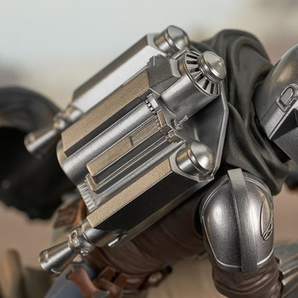 Star Wars Premier Collection: The Mandalorian Din Djarin with Speeder Bike