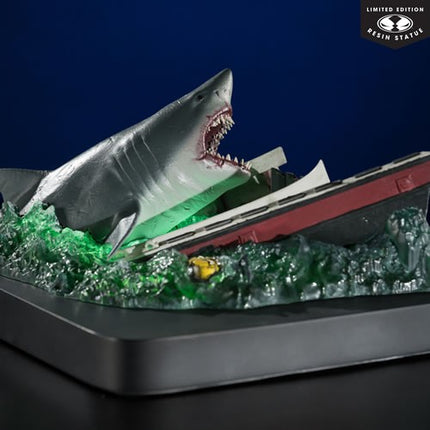 MCFARLANE Jaws Statues - 50th Anniversary Light Up Base (Resin)