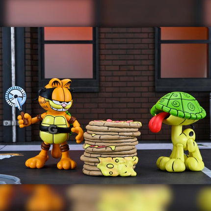 NECA TMNT - Archie Comics x Garfield - Ultimate Garfello w/ Odie