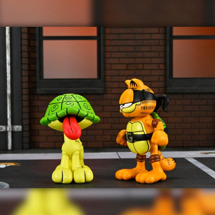 NECA TMNT - Archie Comics x Garfield - Ultimate Garfello w/ Odie
