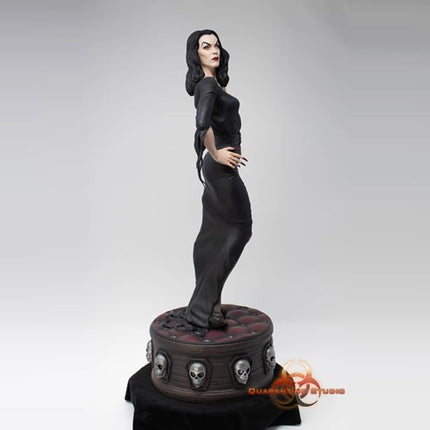QUARANTINE Vampira "Queen Of The Ghouls" Collectible Statue