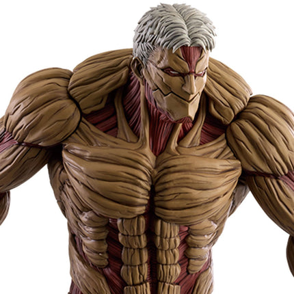 BANDAI Attack on Titan - Armored Titan (Battle of Heaven and Earth) Statues