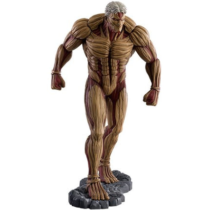 BANDAI Attack on Titan - Armored Titan (Battle of Heaven and Earth) Statues
