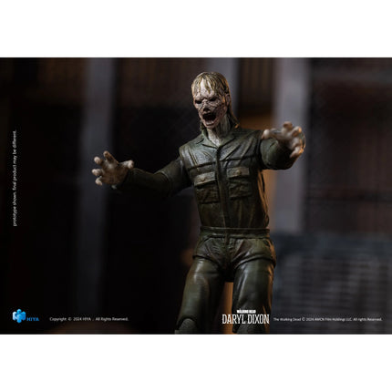 HIYA TOYS - The Walking Dead: Daryl Dixon - Dark Eyes Walker Action Figure